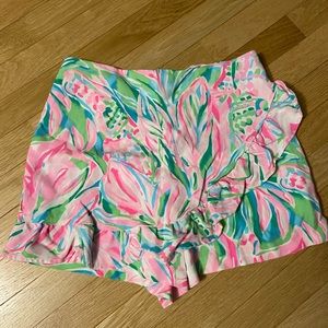 Lilly Pulitzer skort size 6